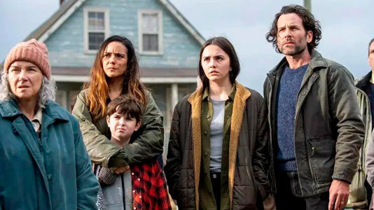 Сериал Извне - Успей закрыть дверь до заката