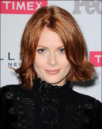 emily_beecham_16 (1200x1524, 251 kБ...)